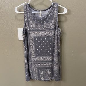 mts Women’s tank from stitch fix